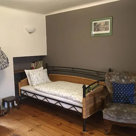 Fortovna ゲストハウス Cerhonice